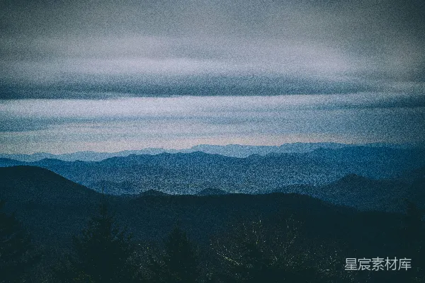 高清摄影 白天白云下的黑山