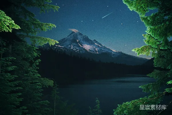 高清摄影 一幅山和湖的夜景