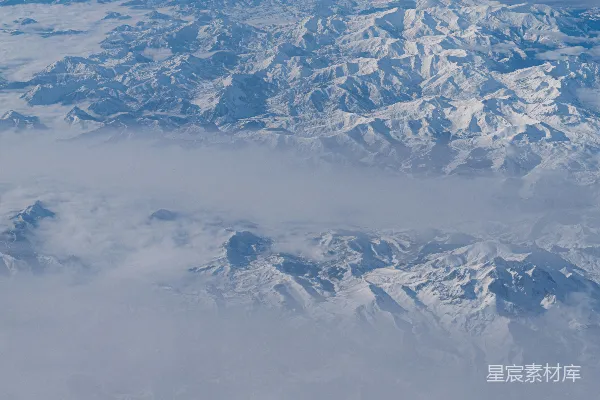 高清摄影 从上方看山地景观
