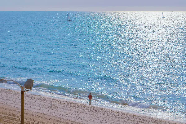 高清摄影 从海滩上看海景