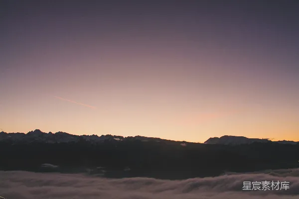 高清摄影 日落时分山的剪影