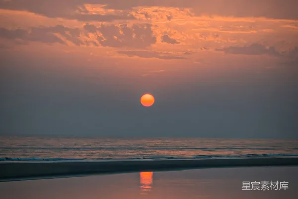 高清摄影 夕阳下的水面