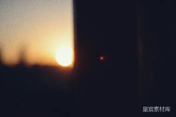高清摄影 透过窗框看日落