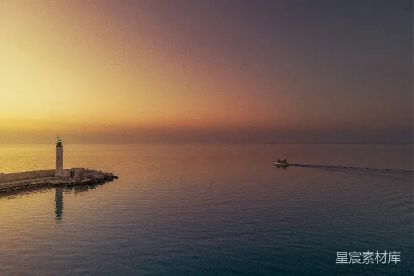 高清摄影 橙色天空下的宁静海面