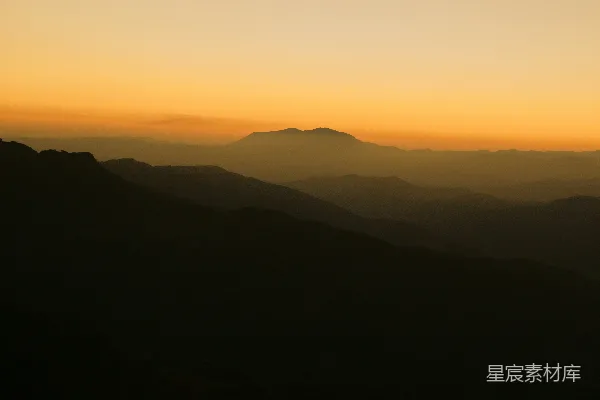 高清摄影 日落时分山峦的景象