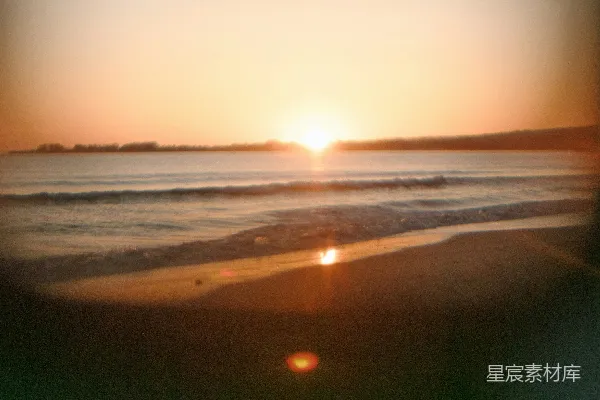 高清摄影 夕阳下的水面