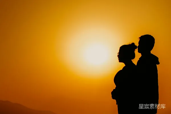 高清摄影 夕阳下男子的剪影
