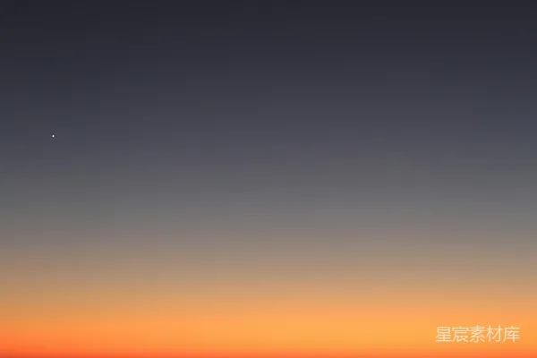 高清摄影 夕阳西下，蓝天白云