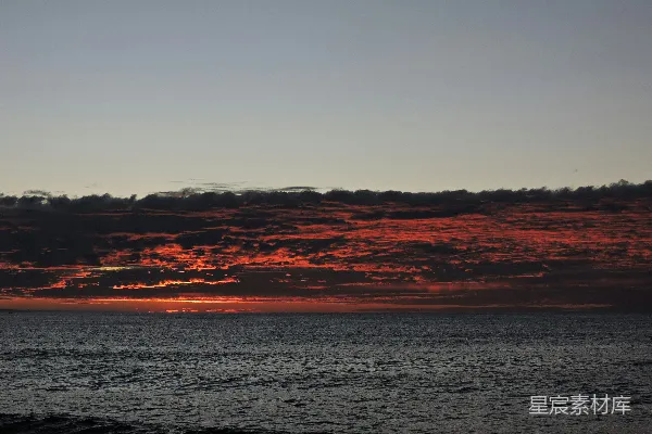 高清摄影 夕阳下的水域