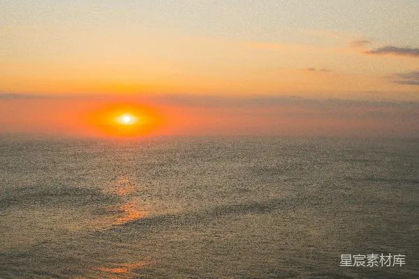 高清摄影 夕阳映照下的水域
