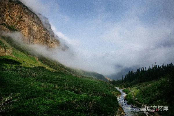高清摄影 雾中的山景