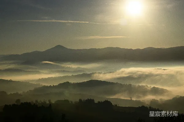 高清摄影 山中雾景