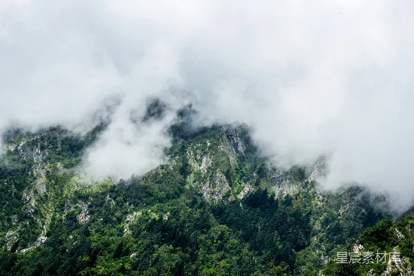 高清摄影 白天的青山绿水