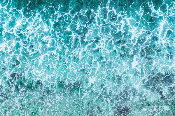 高清摄影 海洋的航拍视角，波浪翻滚。