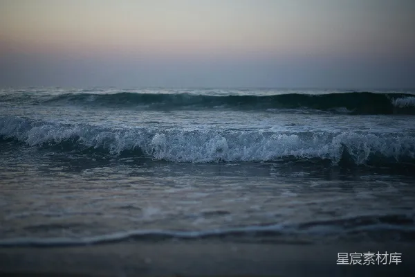 高清摄影 海浪靠近海滩