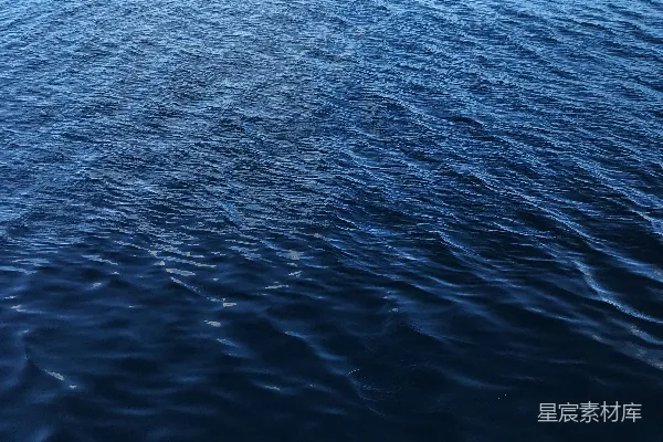 高清摄影 白天的水域