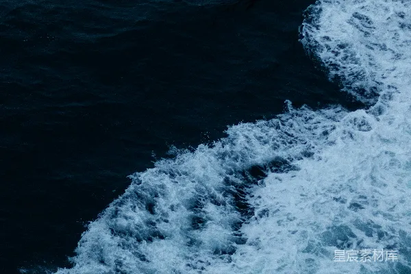 高清摄影 海洋上的波浪