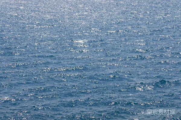 高清摄影 白天的蓝色海水