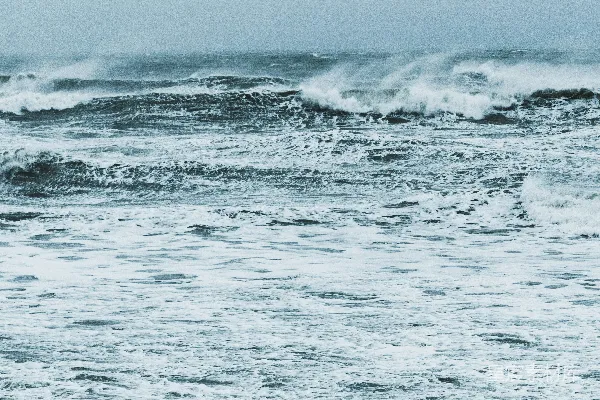 高清摄影 白天海水拍打海岸的声音