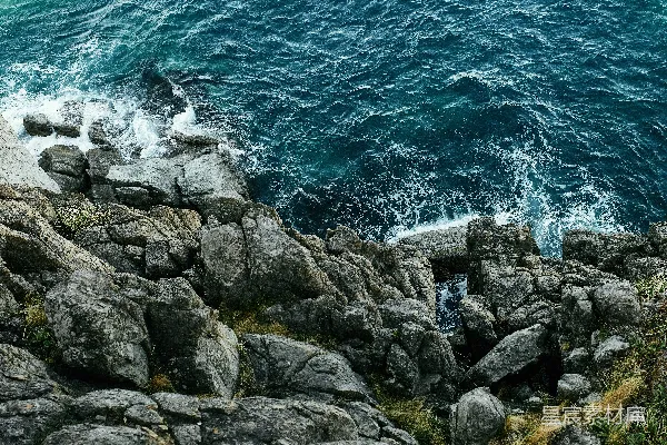 高清摄影 岩石海滩上的海浪