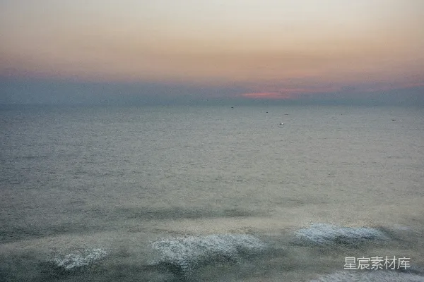 高清摄影 有波浪的水域