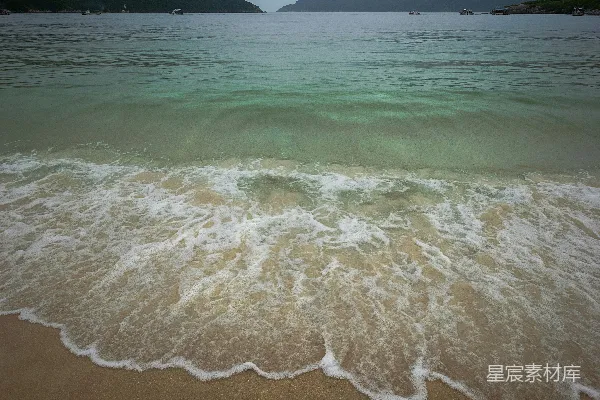 高清摄影 一个海滩上有波浪
