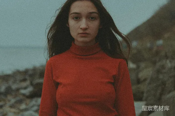 高清摄影 穿红色衬衫和黑色裙子的女人