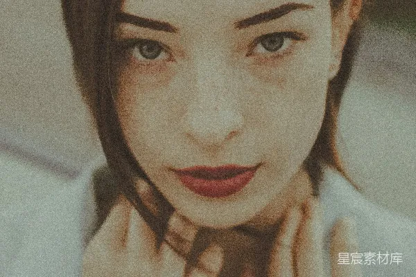 高清摄影 穿着白衬衫、涂着红色口红的女人