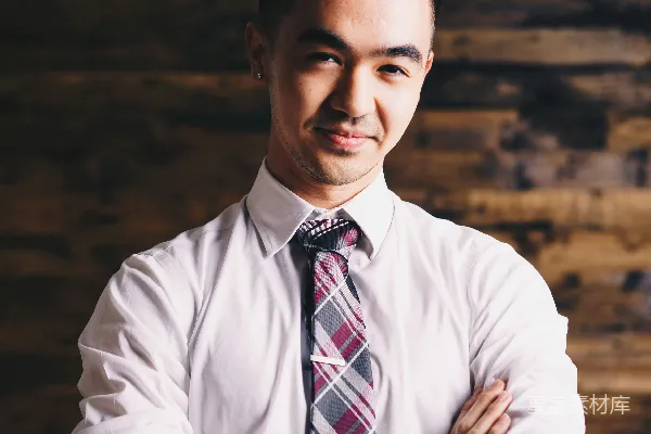 高清摄影 手牵手的男人