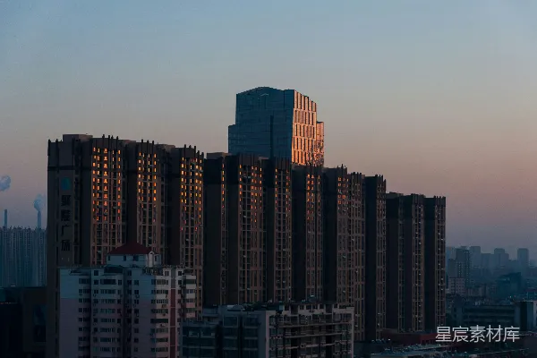 高清摄影 夕阳照射下的公寓楼