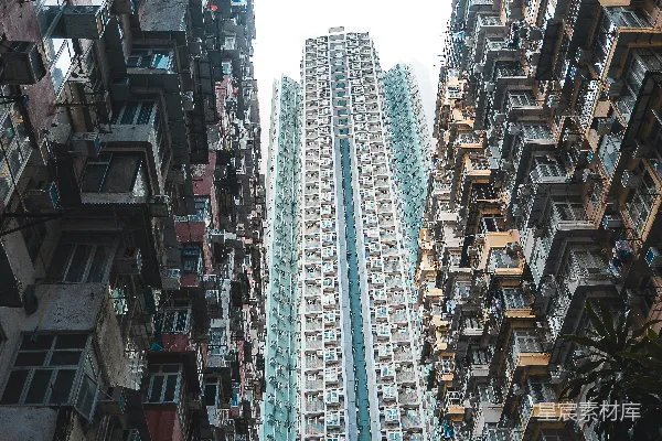 高清摄影 有许多窗户和空调的高楼大厦