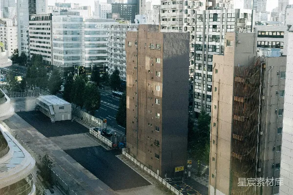 高清摄影 现代城市景观，拥有当代建筑和建筑物。