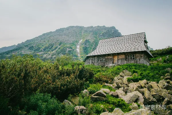 高清摄影 山边的谷仓小屋