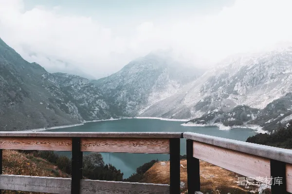 高清摄影 水边山景摄影