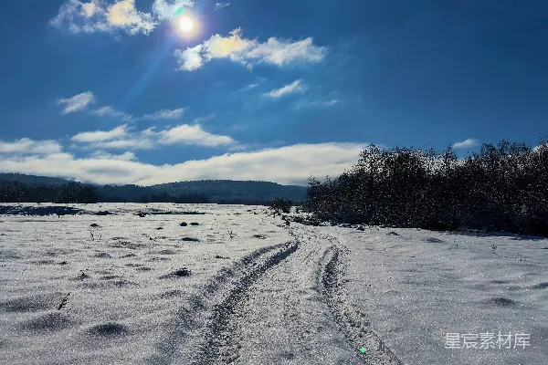 高清摄影 阳光洒在雪白的田野上