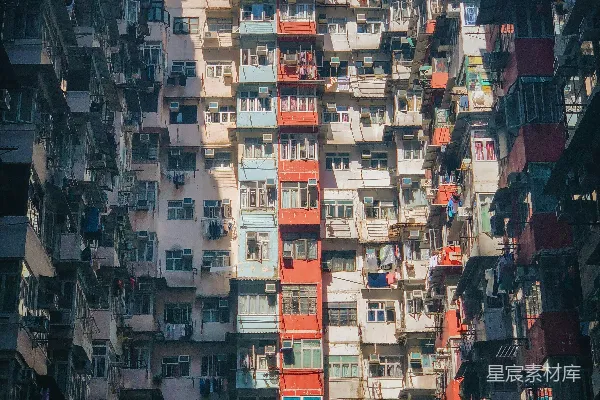 高清摄影 白色和红色的高层建筑