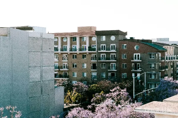 高清摄影 一座城市中的景象，有许多高楼大厦。