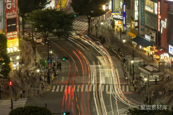 高清摄影 一条有许多建筑物的城市街道