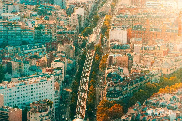 高清摄影 一座城市高耸建筑的空中俯瞰图