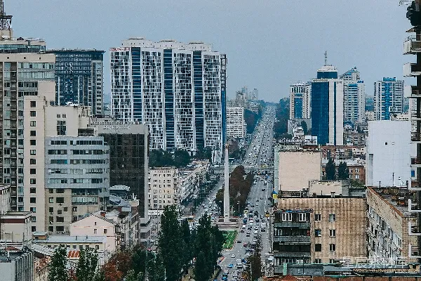 高清摄影 一座城市的景色，有高大的建筑物。