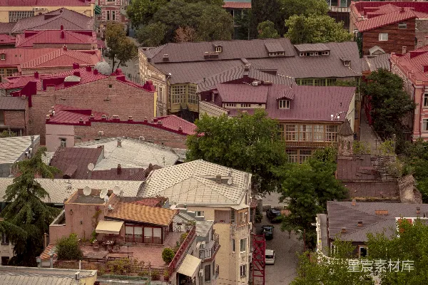 高清摄影 一座城市全景，有许多建筑物。
