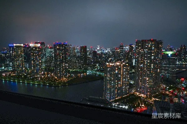 高清摄影 从建筑物顶部俯瞰夜晚的城市景色