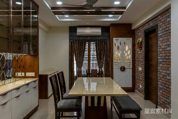 高清摄影 一个餐厅，墙上有一面砖墙
