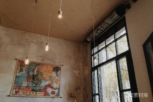 高清摄影 白天，混凝土建筑内有灰色吊灯。