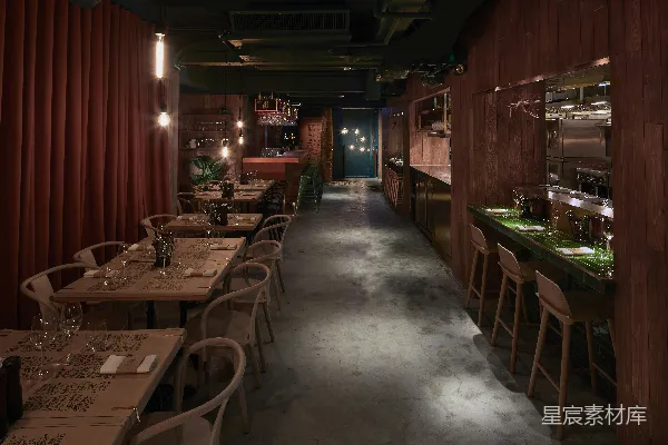 高清摄影 现代餐厅内部，带有餐桌和吧台。