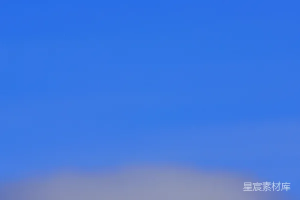 高清摄影 蓝天映衬着山脉