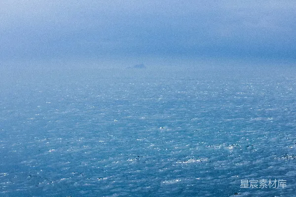 高清摄影 从悬崖上看海景