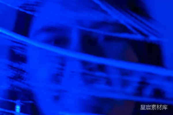 高清摄影 蓝白光反射