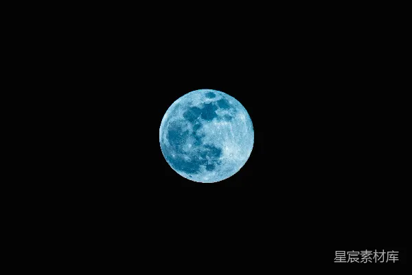 高清摄影 一轮满月出现在漆黑的夜空中。