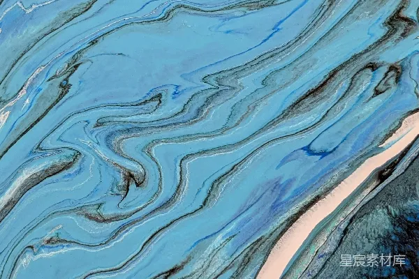 高清摄影 水面的特写，蓝白相间的色彩。